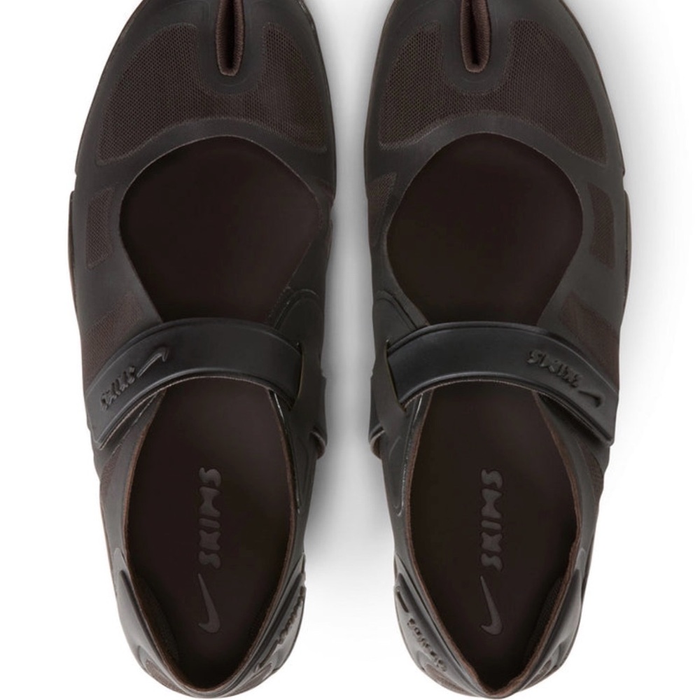 SKIMS Men's Dark Brown Athletic Shoes